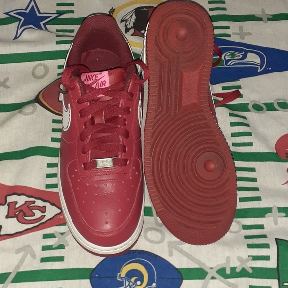 2007 Nike Valentines Day Air Force One Shoes 7.5 Vintage AF1 Low Valentine Red 1 - Picture 6 of 12